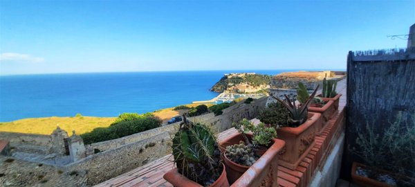 appartamento in vendita a Monte Argentario in zona Porto Ercole
