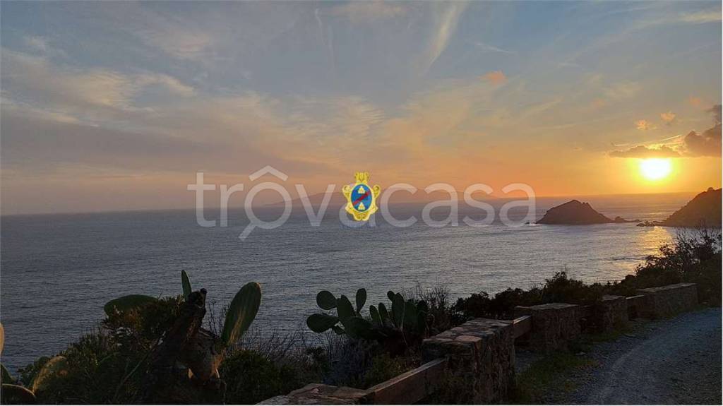 casa indipendente in vendita a Monte Argentario in zona Porto Santo Stefano