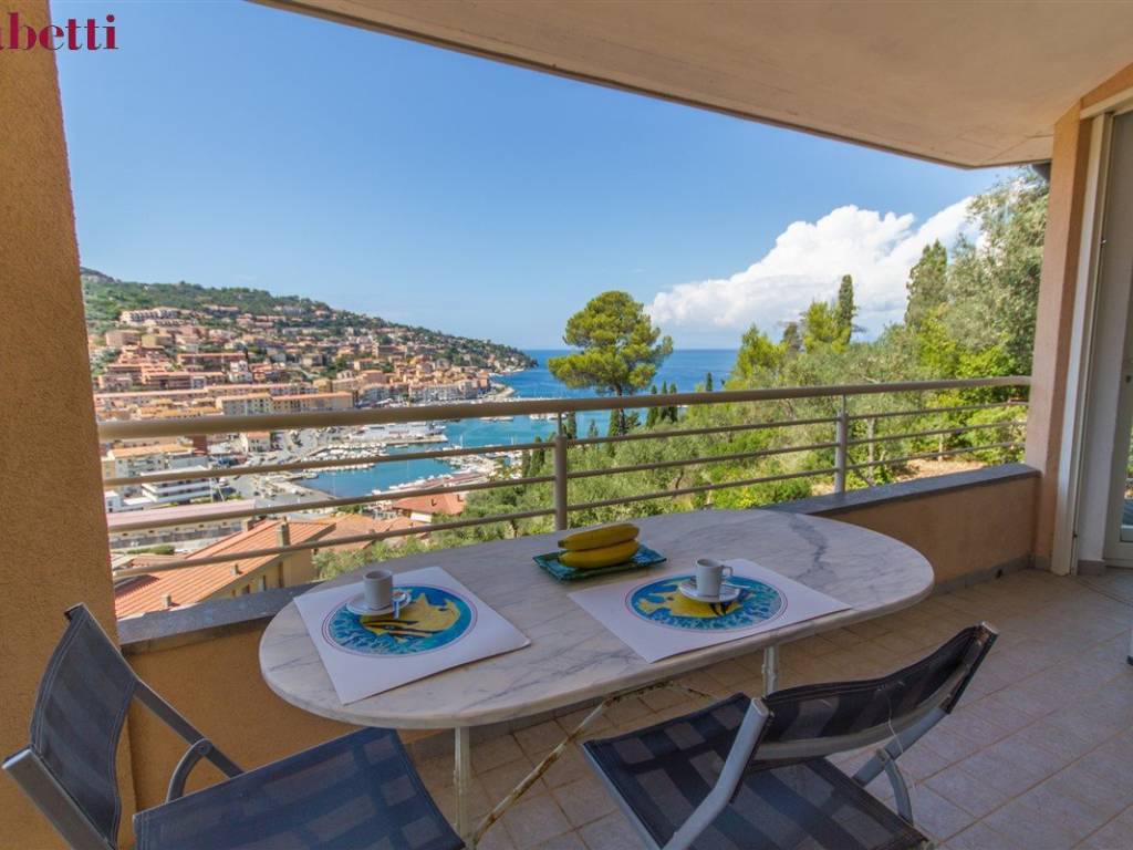 appartamento in vendita a Monte Argentario in zona Porto Santo Stefano