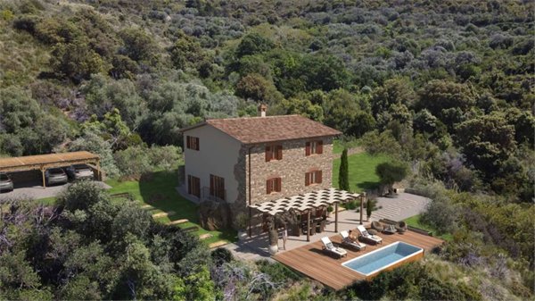 casa indipendente in vendita a Monte Argentario in zona Porto Santo Stefano