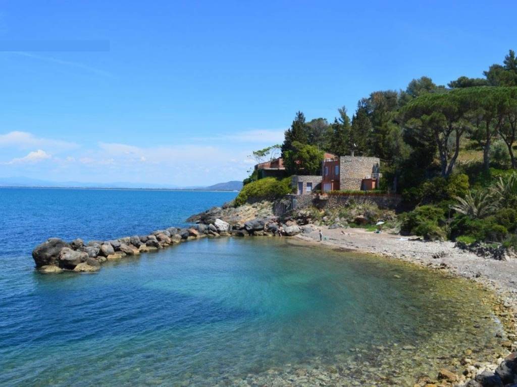 casa indipendente in vendita a Monte Argentario in zona Porto Santo Stefano