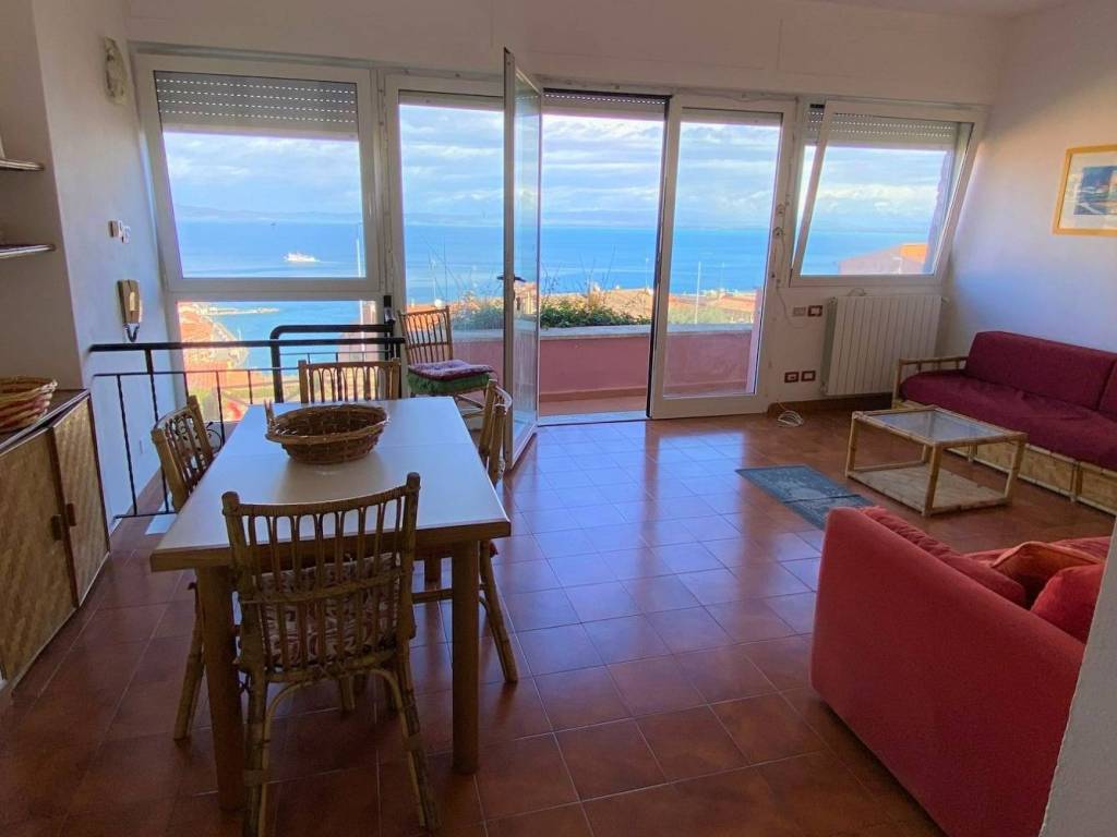 appartamento in vendita a Monte Argentario in zona Porto Santo Stefano