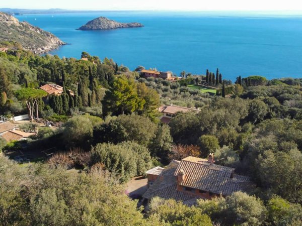 casa indipendente in vendita a Monte Argentario in zona Sbarcatello