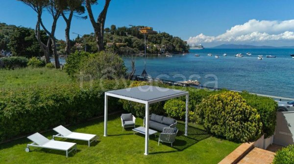 casa indipendente in vendita a Monte Argentario in zona Porto Santo Stefano