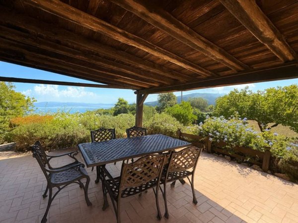 casa indipendente in vendita a Monte Argentario in zona Porto Santo Stefano