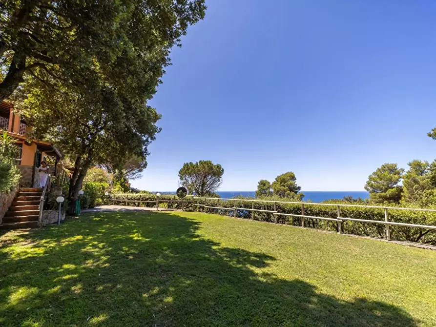 casa indipendente in vendita a Monte Argentario in zona Porto Santo Stefano