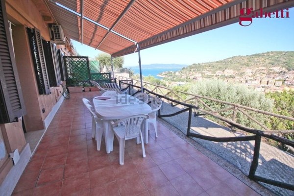 appartamento in vendita a Monte Argentario in zona Porto Santo Stefano