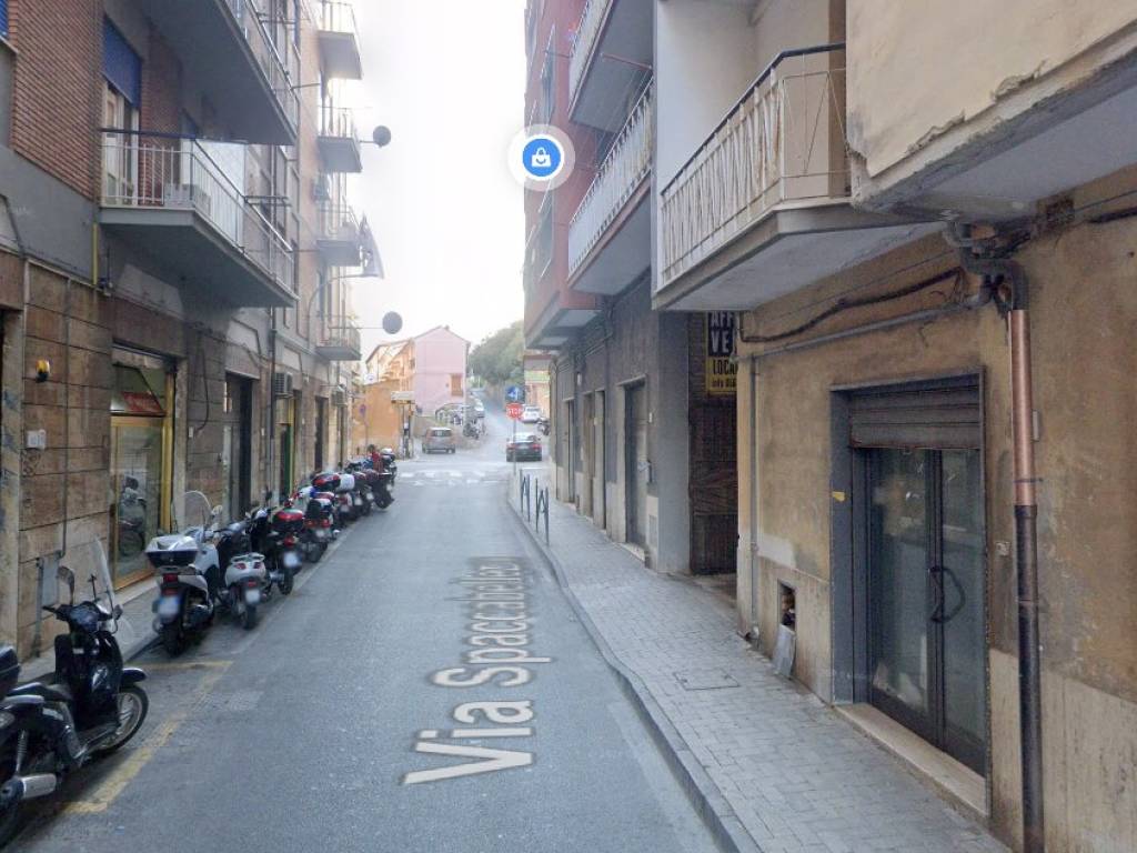 locale commerciale in vendita a Monte Argentario in zona Porto Santo Stefano