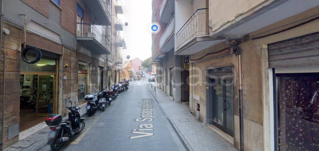 locale commerciale in vendita a Monte Argentario in zona Porto Santo Stefano