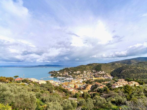 casa indipendente in vendita a Monte Argentario in zona Porto Santo Stefano
