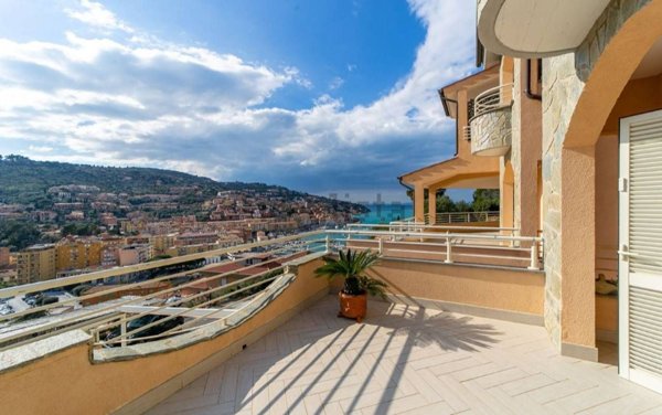 appartamento in vendita a Monte Argentario in zona Porto Santo Stefano