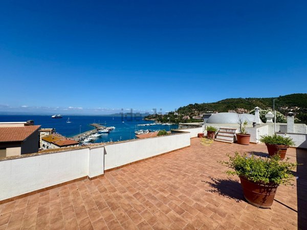 appartamento in vendita a Monte Argentario in zona Porto Santo Stefano