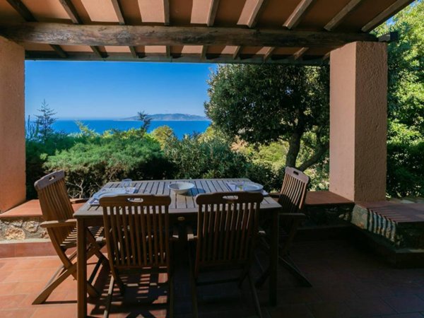 casa indipendente in vendita a Monte Argentario in zona Porto Santo Stefano