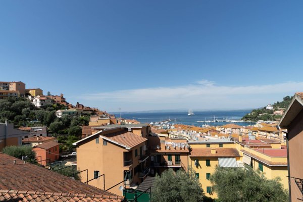 appartamento in vendita a Monte Argentario in zona Porto Santo Stefano