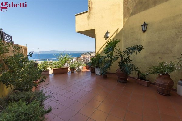 appartamento in vendita a Monte Argentario in zona Porto Santo Stefano