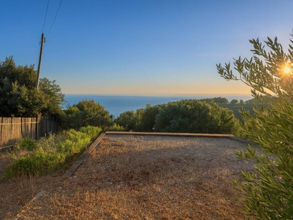 appartamento in vendita a Monte Argentario in zona Porto Santo Stefano