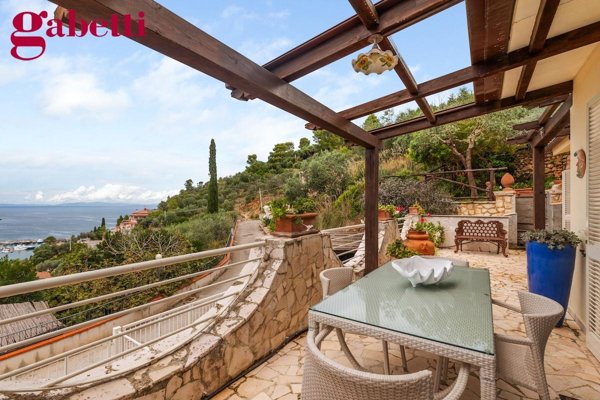 casa indipendente in vendita a Monte Argentario in zona Porto Santo Stefano