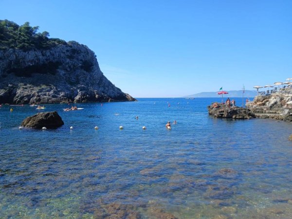 appartamento in vendita a Monte Argentario in zona Porto Santo Stefano