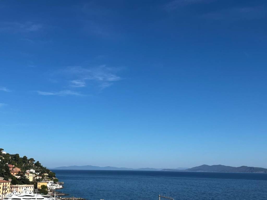 appartamento in vendita a Monte Argentario in zona Porto Santo Stefano