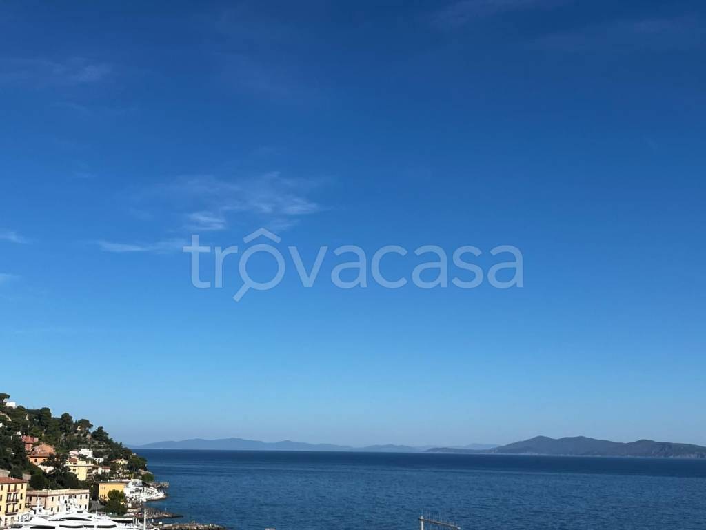 appartamento in vendita a Monte Argentario in zona Porto Santo Stefano