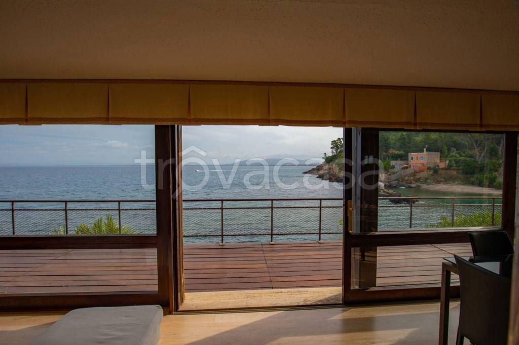 casa indipendente in vendita a Monte Argentario in zona Porto Santo Stefano
