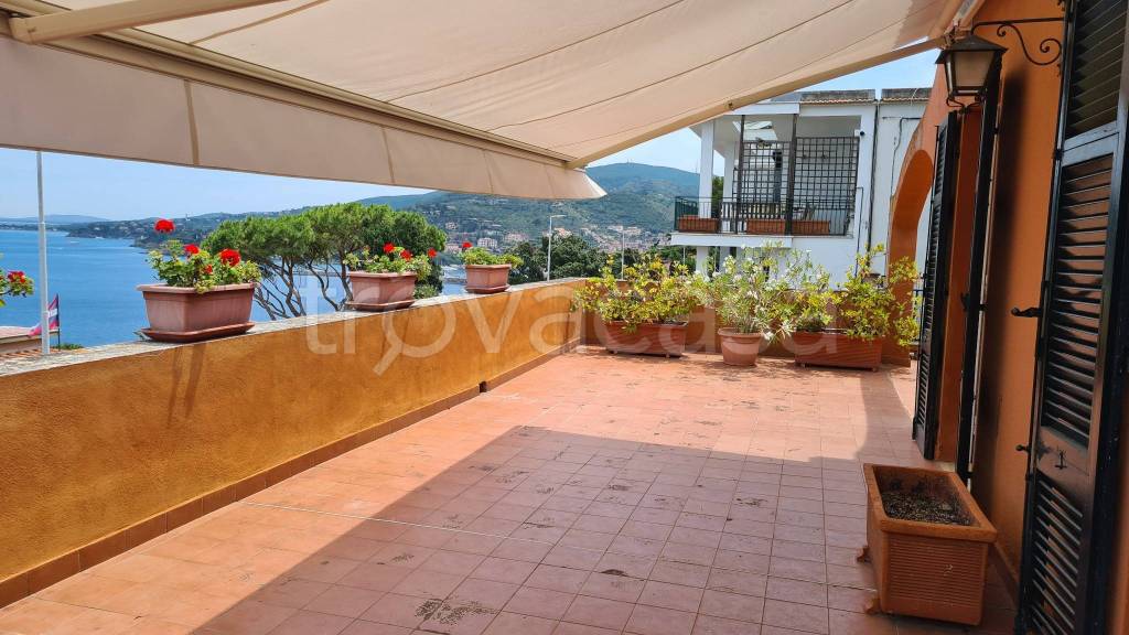 appartamento in vendita a Monte Argentario in zona Porto Santo Stefano