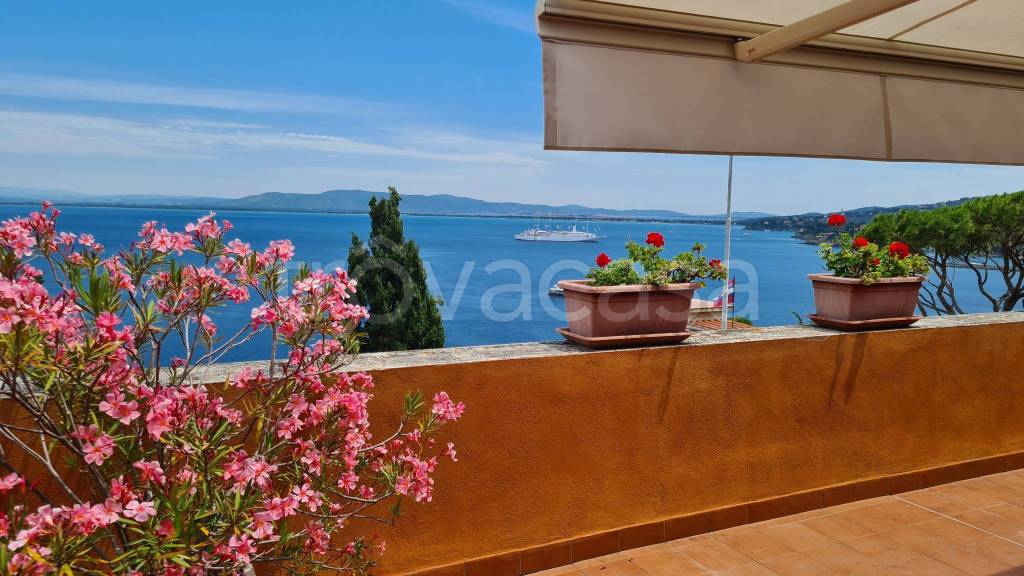 appartamento in vendita a Monte Argentario in zona Porto Santo Stefano