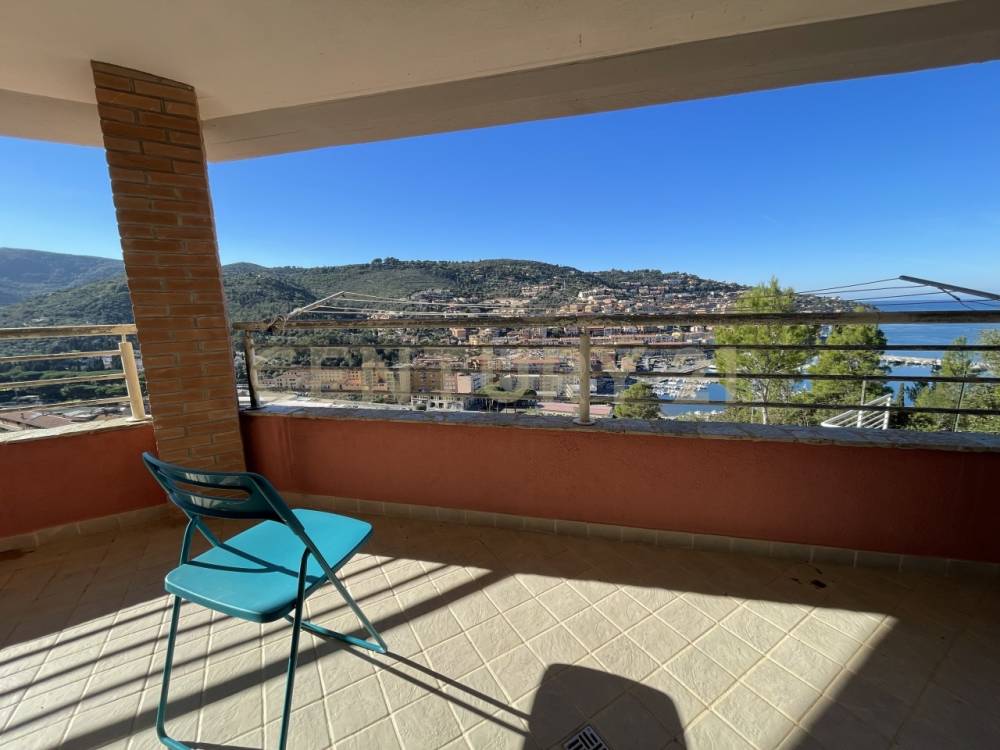 appartamento in vendita a Monte Argentario in zona Porto Santo Stefano
