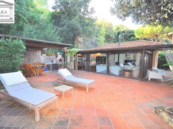 casa indipendente in vendita a Monte Argentario in zona Porto Ercole