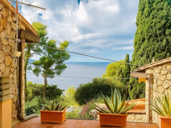 appartamento in vendita a Monte Argentario in zona Cala Piccola