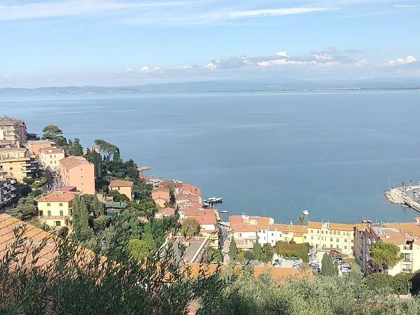 casa indipendente in vendita a Monte Argentario in zona Porto Santo Stefano