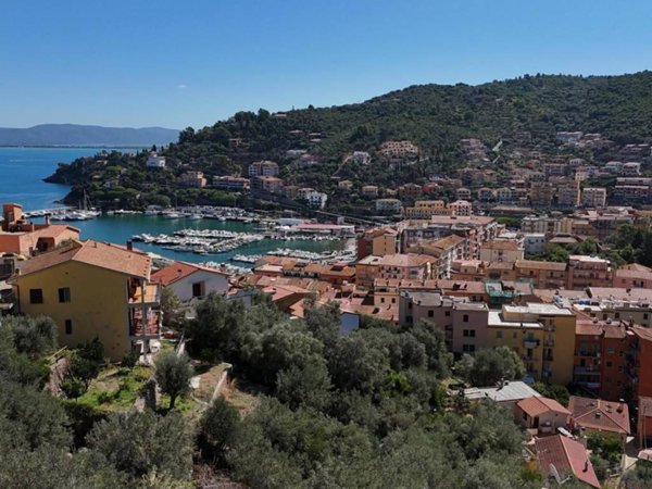 casa indipendente in vendita a Monte Argentario in zona Porto Santo Stefano