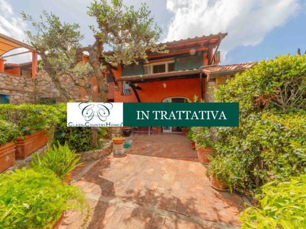 casa indipendente in vendita a Monte Argentario in zona Porto Ercole