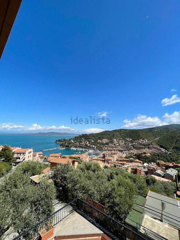 appartamento in vendita a Monte Argentario in zona Porto Santo Stefano