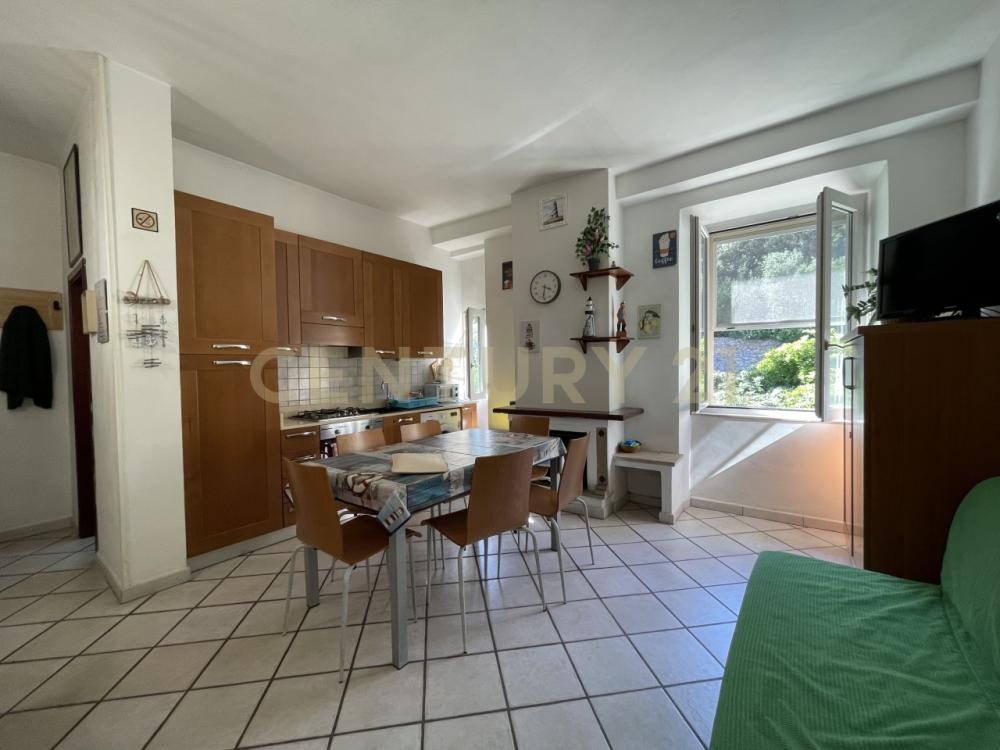 appartamento in vendita a Monte Argentario in zona Porto Santo Stefano