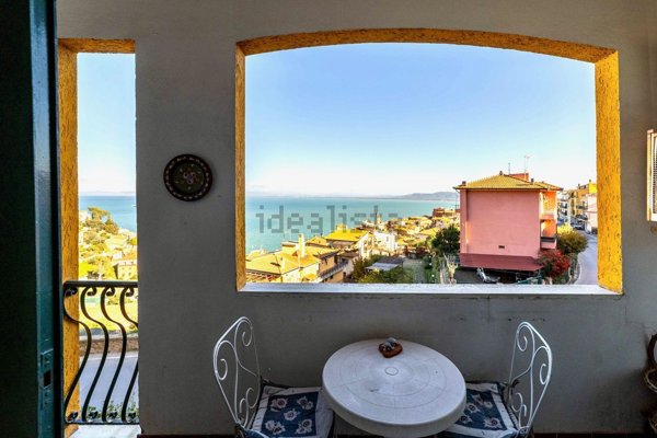 appartamento in vendita a Monte Argentario in zona Porto Santo Stefano