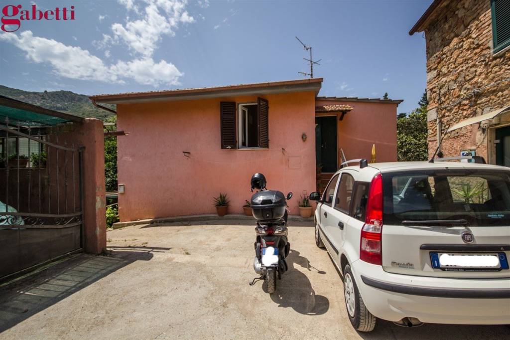 appartamento in vendita a Monte Argentario in zona Porto Santo Stefano