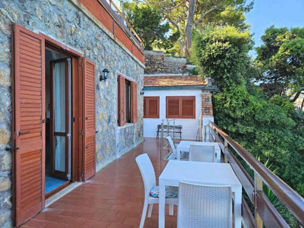casa indipendente in vendita a Monte Argentario in zona Porto Santo Stefano
