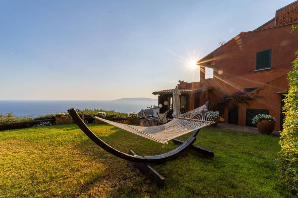 casa indipendente in vendita a Monte Argentario in zona Cala Piccola