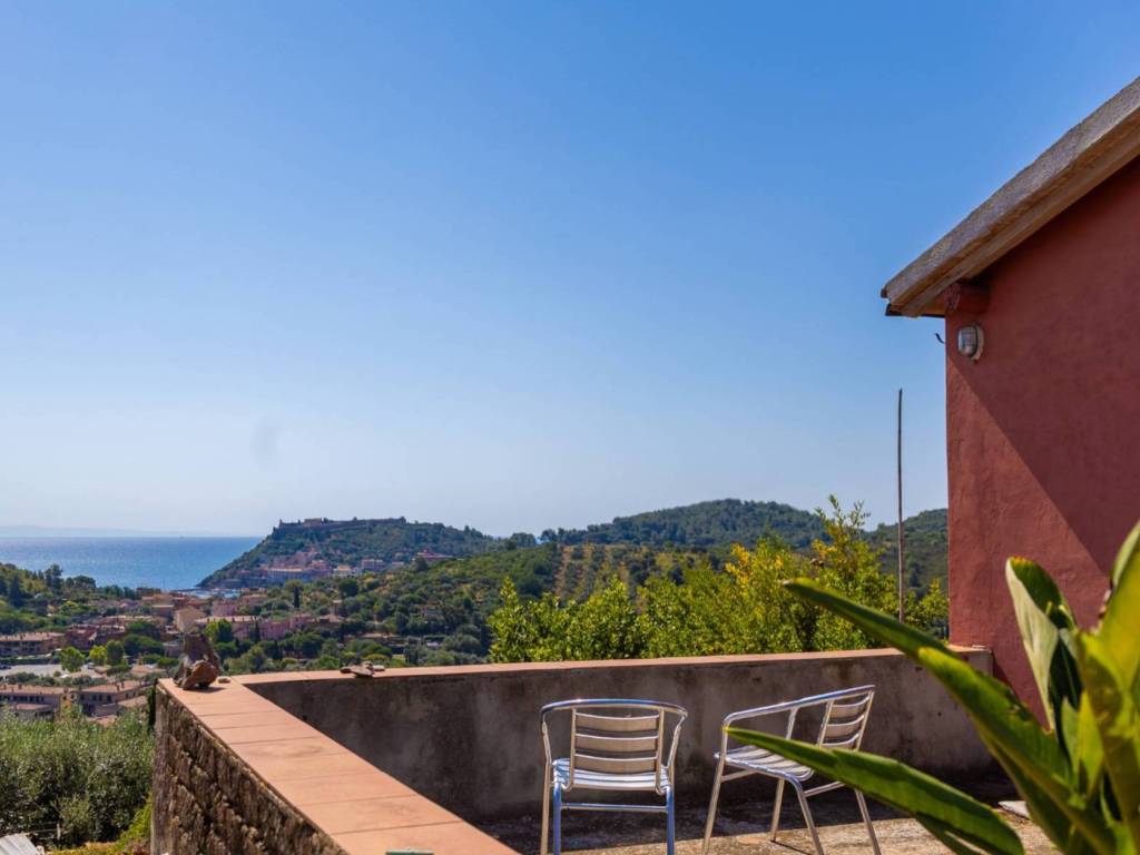 casa indipendente in vendita a Monte Argentario in zona Porto Ercole
