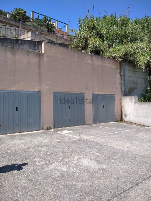 locale di sgombero in vendita a Monte Argentario in zona Porto Santo Stefano