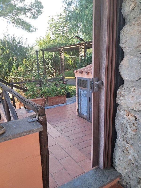 casa indipendente in vendita a Monte Argentario in zona Porto Ercole