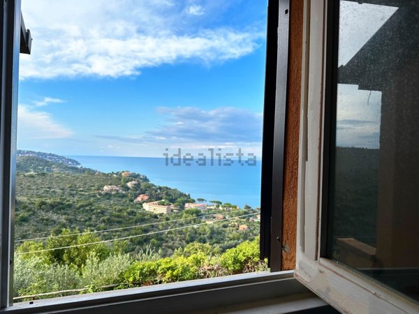 appartamento in vendita a Monte Argentario in zona Porto Santo Stefano