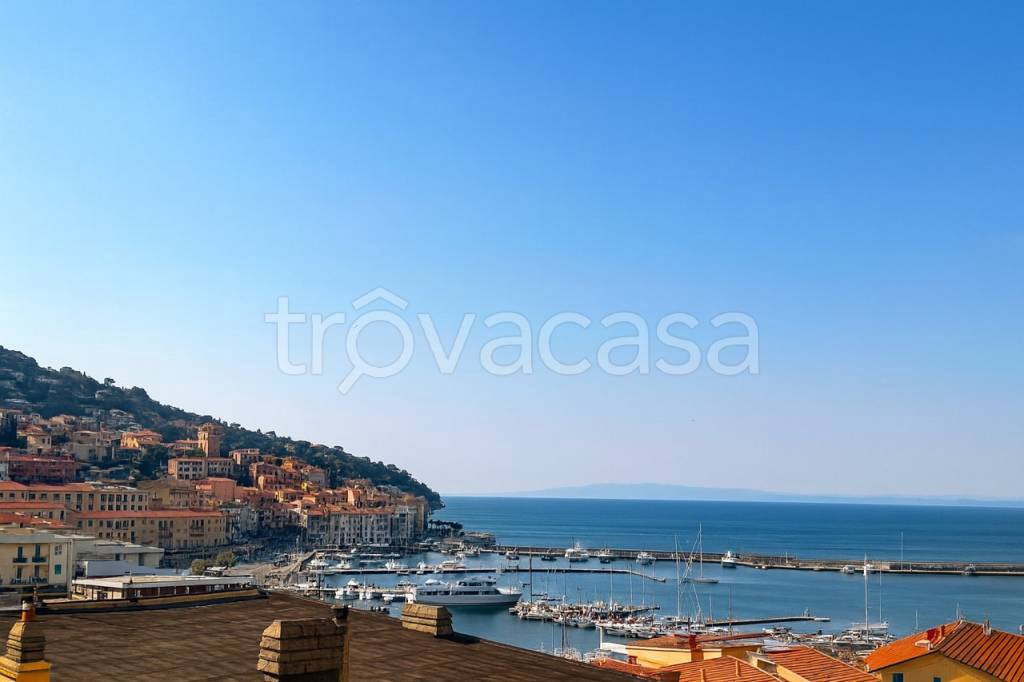 appartamento in vendita a Monte Argentario in zona Porto Santo Stefano