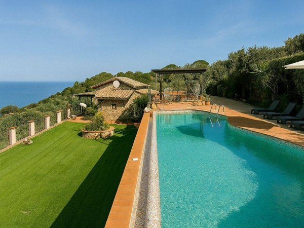 appartamento in vendita a Monte Argentario in zona Porto Santo Stefano