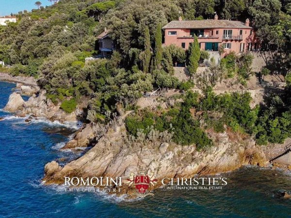 casa indipendente in vendita a Monte Argentario in zona Porto Santo Stefano