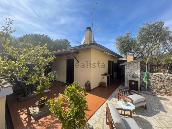 casa indipendente in vendita a Monte Argentario in zona Porto Santo Stefano