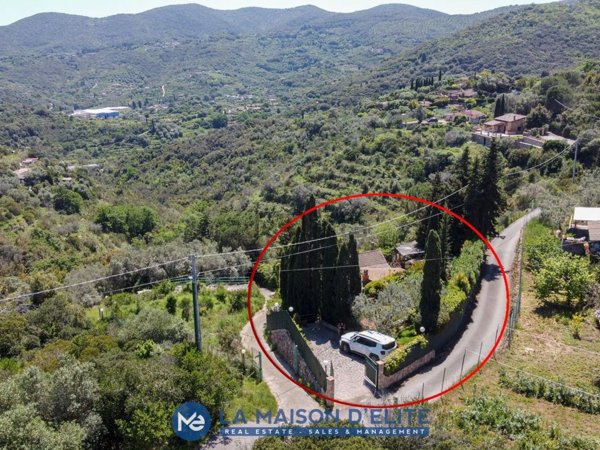 casa indipendente in vendita a Monte Argentario in zona Porto Santo Stefano