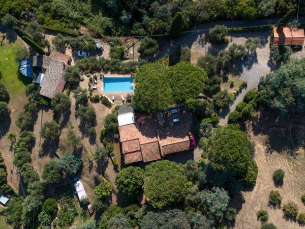 casa indipendente in vendita a Monte Argentario in zona Porto Ercole