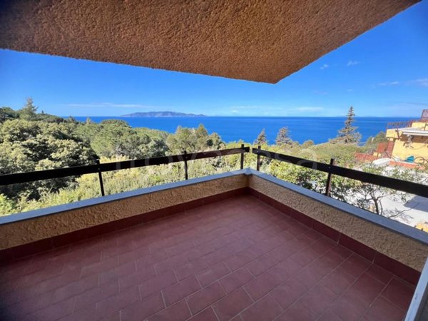 appartamento in vendita a Monte Argentario in zona Porto Santo Stefano